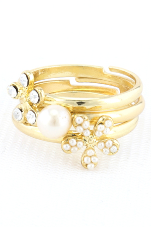 Floral Pearl Ring Set