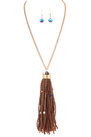 Threaded Tassel Necklace Set