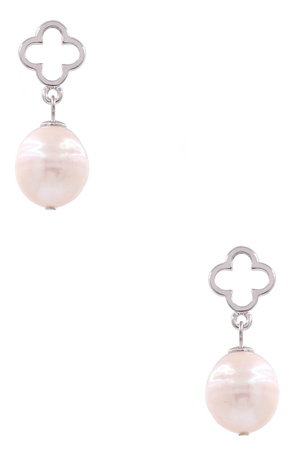 Metal Quatrefoil Cream Pearl Earrings