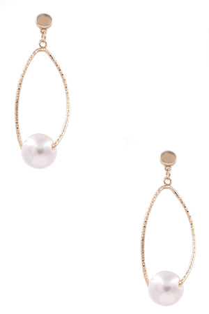 Cream Pearl Teardrop Earrings