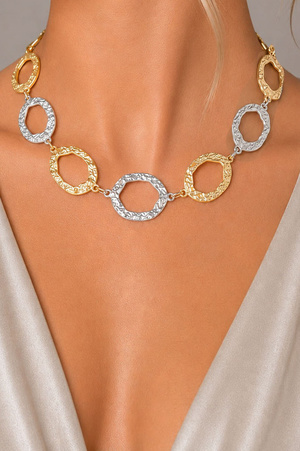 Metal Hammered Round Link Necklace