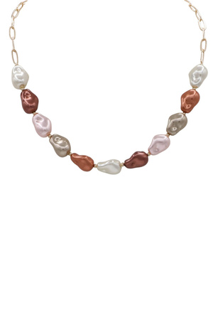 Elegant Baroque Pearl Necklace