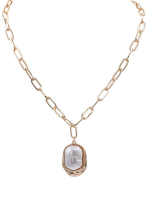 Metal Organic Cream Pearl Pendant Necklace