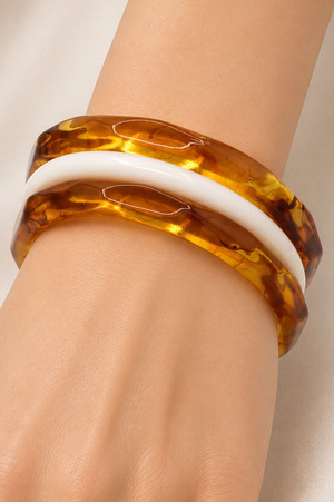 Chic Resin Layered Bracelet Trio
