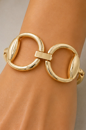 Metal Horsebit Clasp Closure Bracelet