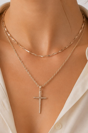 Double Layered Cross Pendant Necklace