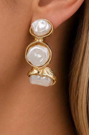 Organic Shell Round Layered Half Hoop Earrings