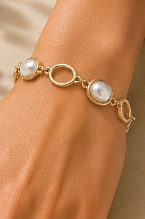 Pearl & Open Oval Link Bracelet