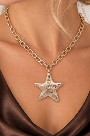 Textured Star Pendant NecklaceTextured Star Pendant Necklace